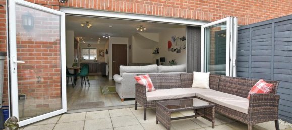 4 bedrooms Townhouse in Essex, United Kingdom No. 4049 13