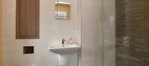 4 bedrooms Townhouse in Essex, United Kingdom No. 4049 9