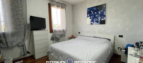 1 bedroom Apartment in Maserada sul Piave, Italy No. 195862 2