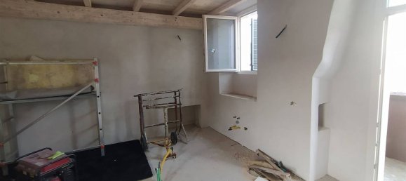 Apartamento de 2 habitaciónes en Borgomanero, Italy No. 135032 6