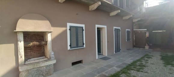 Apartamento de 2 habitaciónes en Borgomanero, Italy No. 135032 4