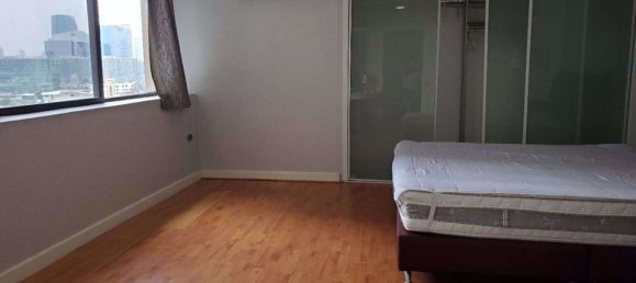 3 bedrooms Condo in Khlong Toei, Thailand No. 9711 12