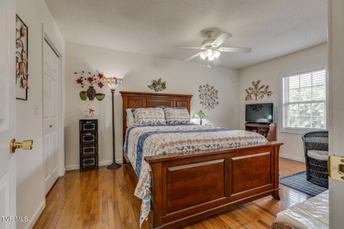 3 bedrooms House in Fall Branch, USA No. 425738