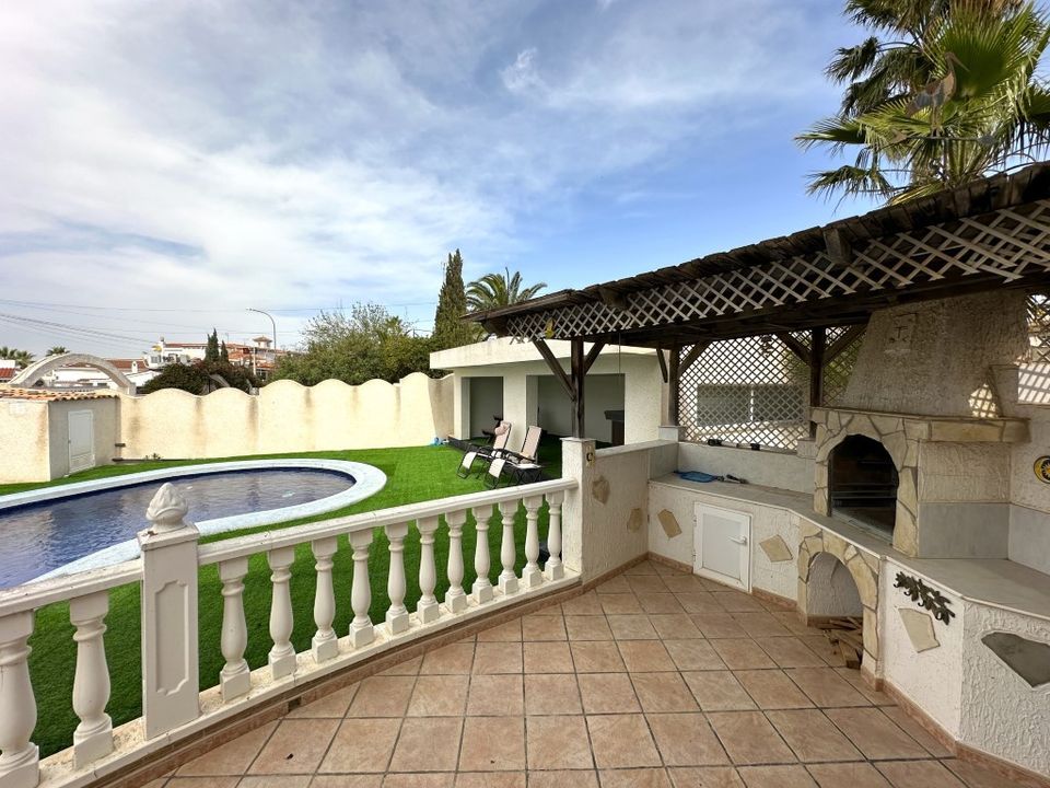 3 bedrooms Villa in Ciudad Quesada, Spain No. 176546