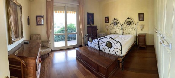 Вилла с 5 комнатами в Палаццоло суль Ольо, Италия № 23359 3