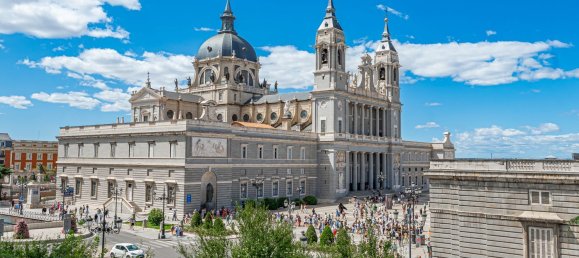 Квартира с 4 спальнями в Мадрид, Испания № 80391 35