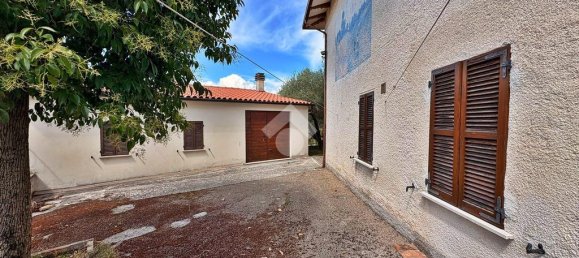 4 bedrooms House in Nocera Umbra, Italy No. 293727 13