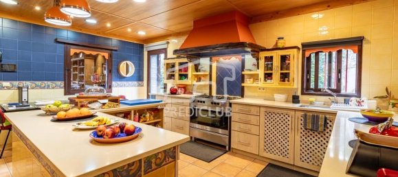 Villa de 4 dormitorios en Funchal, Portugal No. 99685 7