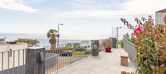 Villa de 4 dormitorios en Funchal, Portugal No. 99685 23