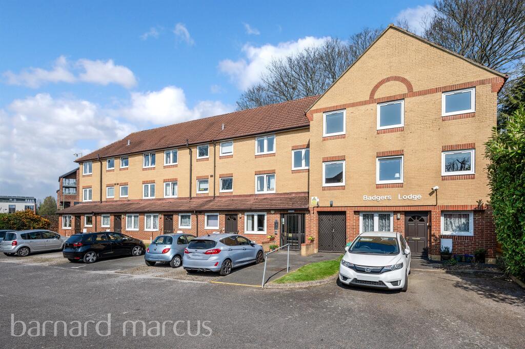 2 bedrooms Apartment in Epsom, United Kingdom No. 9754