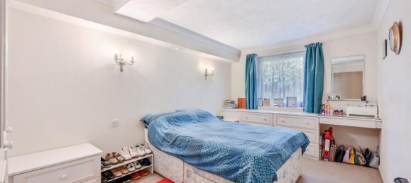 2 bedrooms Apartment in Epsom, United Kingdom No. 9754 16