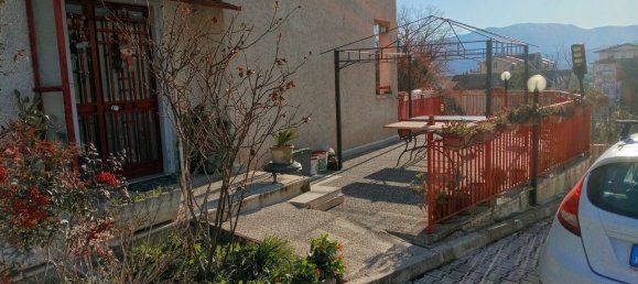 7-salle Villa à Vinchiaturo, Italy No. 124465 2