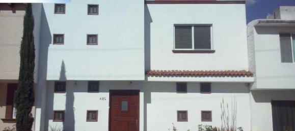 4 bedrooms House in Queretaro, Mexico No. 162928 2