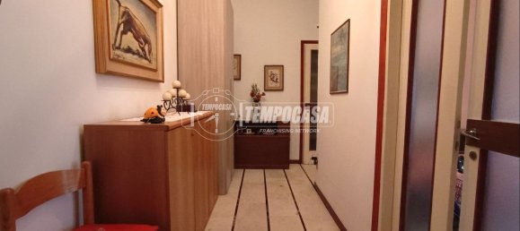 2 rooms Apartment in Bergamo, Italy No. 95487 22