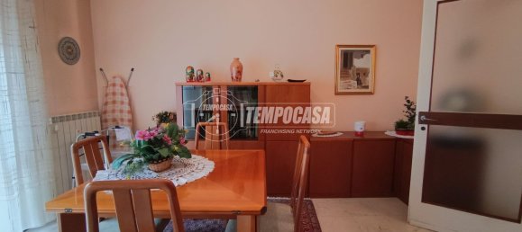 2 rooms Apartment in Bergamo, Italy No. 95487 4