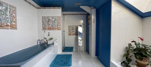 Дом с 4 спальнями в Юримениль, Франция № 216832 19