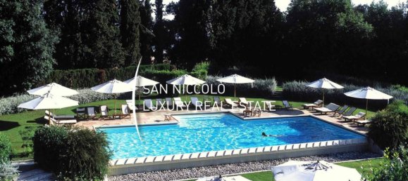 Отель, гостиница 2400м² в Сан Джиминьяно, Италия № 207511 2