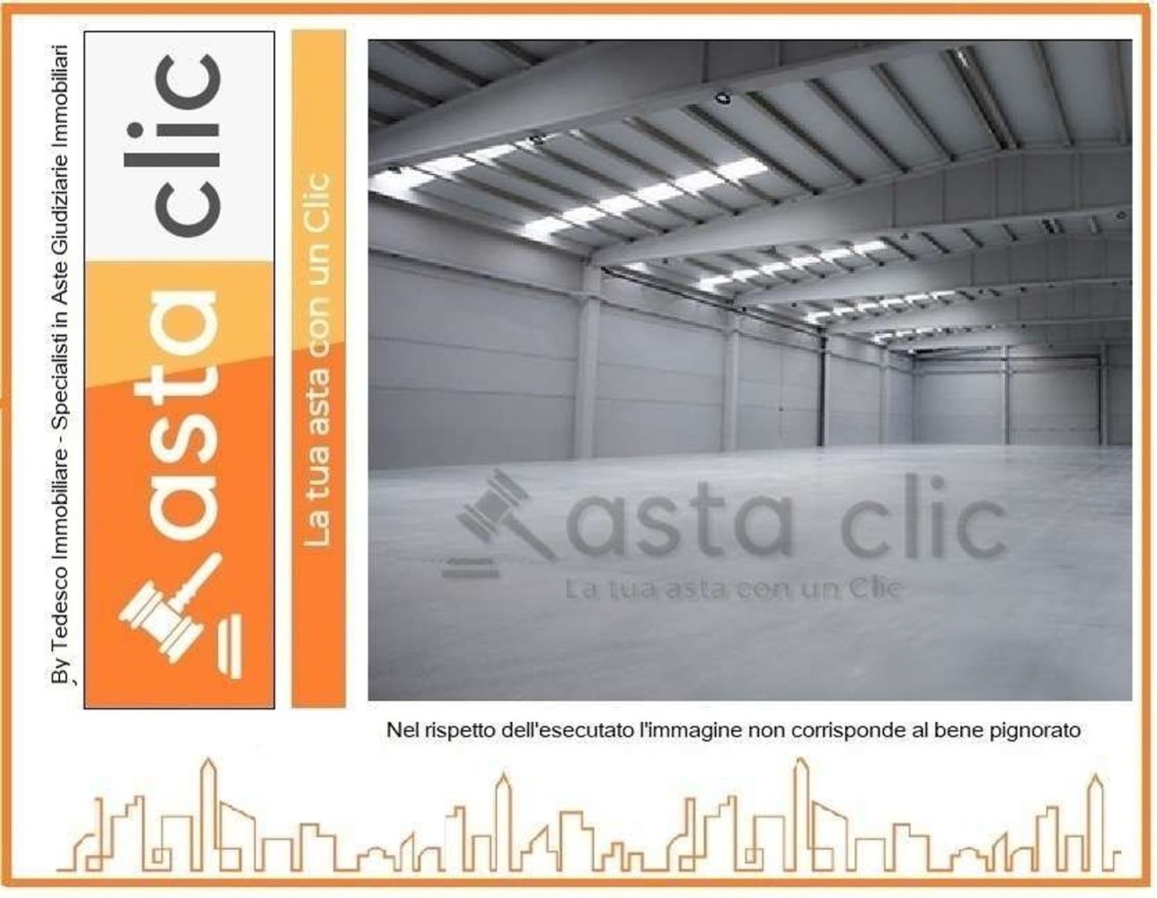 Garagem em Salerno, Italy 57 m² N.º 224764