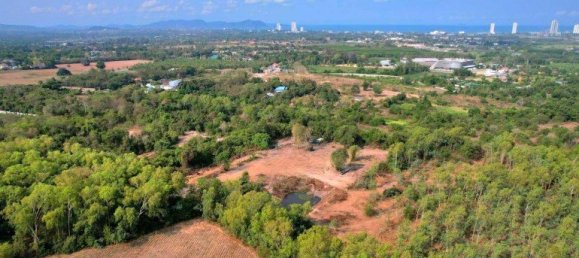 Land for sale in Pattaya, Chonburi, Eastern Thailand, Thailand № 70797 6