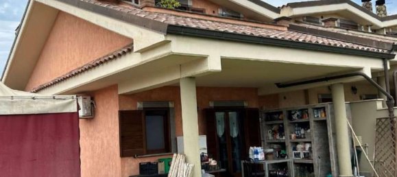 6 rooms House in Pomezia, Italy No. 12631 40