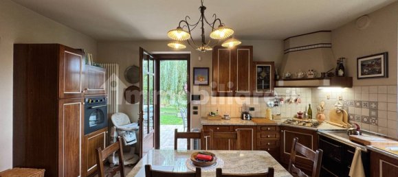 3 bedrooms Villa in Cherasco, Italy No. 379870 22