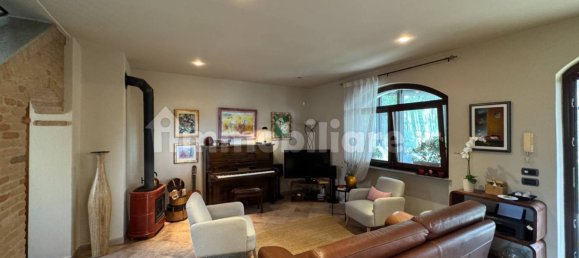 3 bedrooms Villa in Cherasco, Italy No. 379870 12