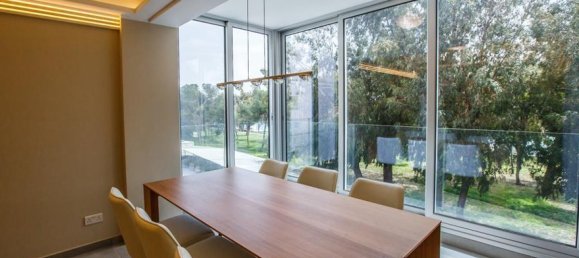 Apartamento de 2 dormitorios en Limassol, Cyprus No. 12413 2