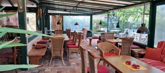 405m² Commercial property in Felixdorf, Austria No. 246325 3