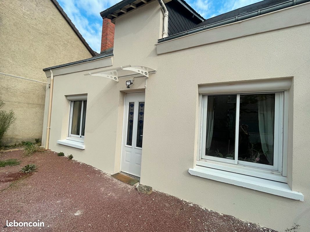 4 bedrooms House in Orleans, France No. 90379