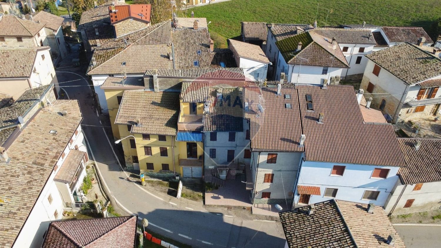 5 rooms House in Vernasca, Italy No. 293377