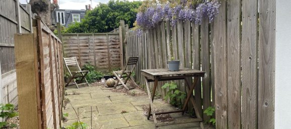 1 bedroom Apartment in London, United Kingdom No. 9649 7