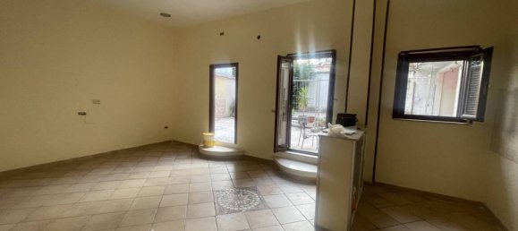 3 bedrooms Apartment in Arzano, Italy No. 262714 3