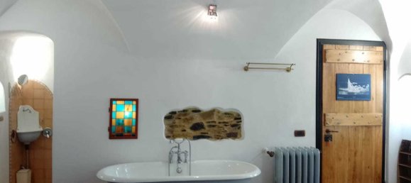 5 bedrooms Apartment in Imperia, Italy No. 322783 18