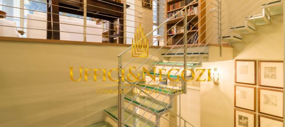 220m² Office in Milan, Italy No. 358995 15