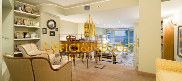 220m² Office in Milan, Italy No. 358995 3