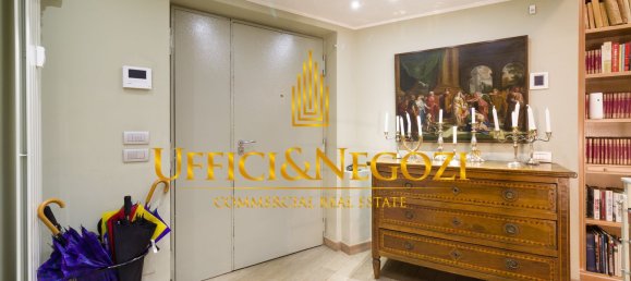 220m² Office in Milan, Italy No. 358995 13