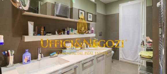 220m² Office in Milan, Italy No. 358995 29