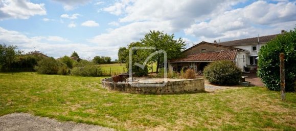 3 bedrooms House in L'Absie, France No. 300386 4