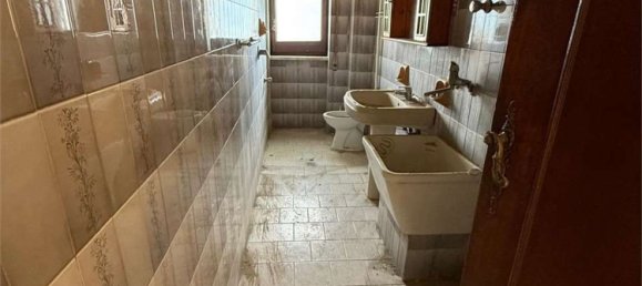 4 rooms Apartment in Nola, Italy No. 209522 8