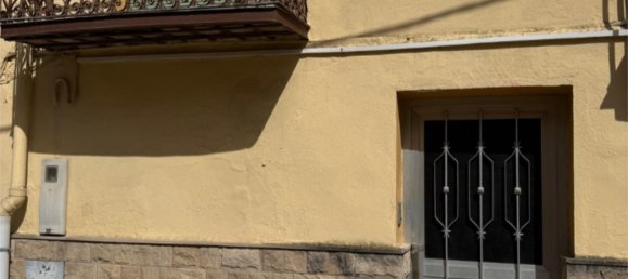 4 غرف نوم شقة في Lleida, Spain رقم 175198 3