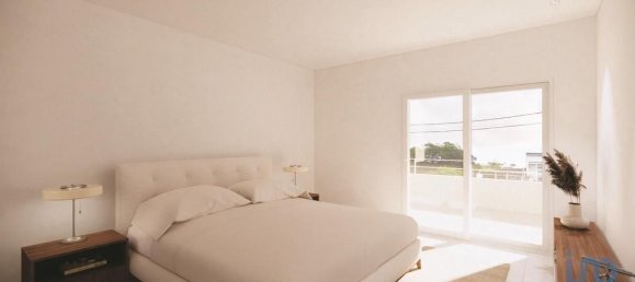 4 bedrooms Villa in Sesimbra, Portugal No. 103566 8