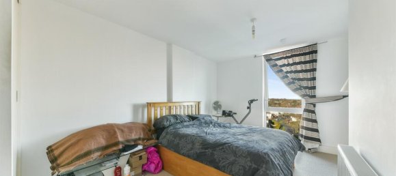 2 bedrooms Apartment in Epsom, United Kingdom No. 9734 8