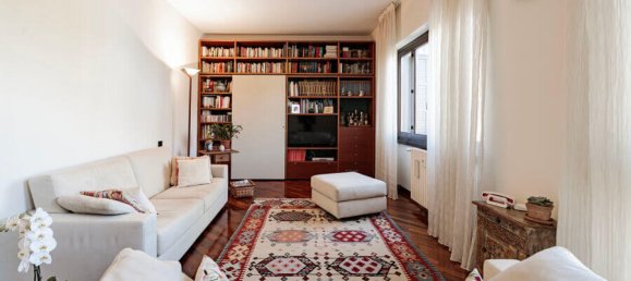 2 bedrooms Apartment in Milan, Italy No. 243881 8