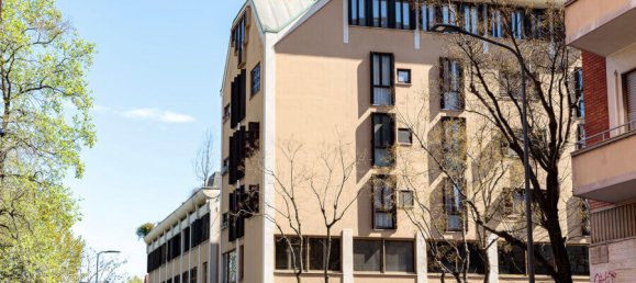 2 bedrooms Apartment in Milan, Italy No. 243881 39