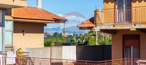 Apartamento de 2 dormitorios en Riposto, Italy No. 279762 22