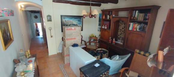 3 bedrooms House in Teruel, Spain No. 160027 3