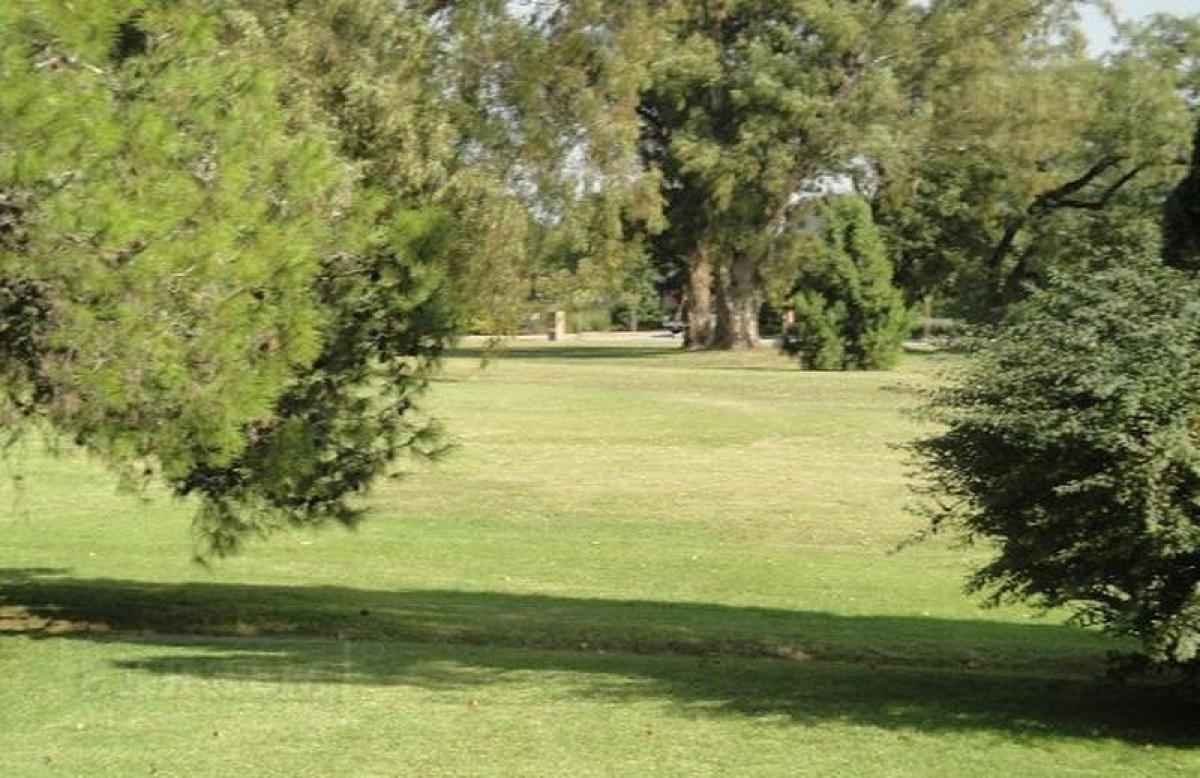 Terreno en Malvinas Argentinas, Argentina No. 45318