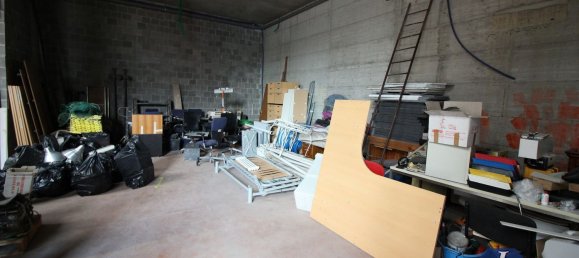 260m² Warehouse in Bollate, Italy No. 65792 10