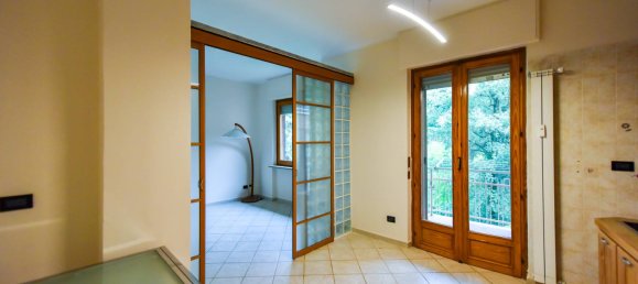 2 bedrooms Apartment in Turin, Italy No. 162661 7