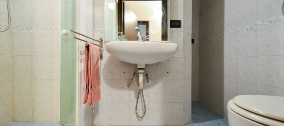 2 bedrooms Apartment in Turin, Italy No. 162661 35